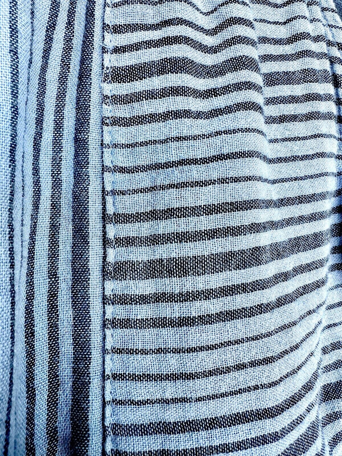 Sundance Mododoc Blue Stripe Indiana Cotton Short Retail $68 XS