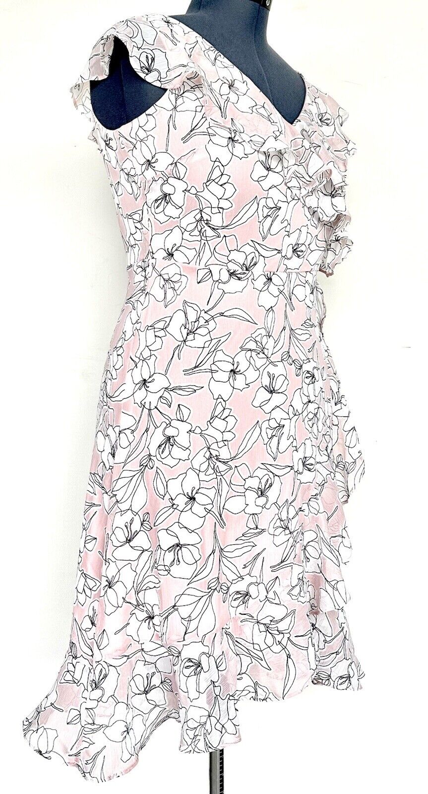 London Times Pink White Chiffon Ruffle Dress 8P Retail $99