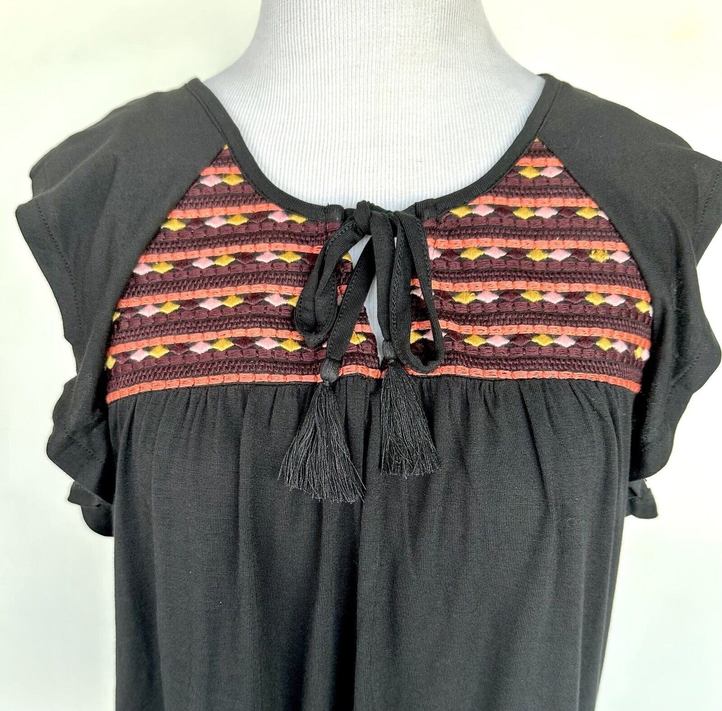 Sanctuary Embroidered Top NWT Retail $59 Price $39 XS Anthropologie Black