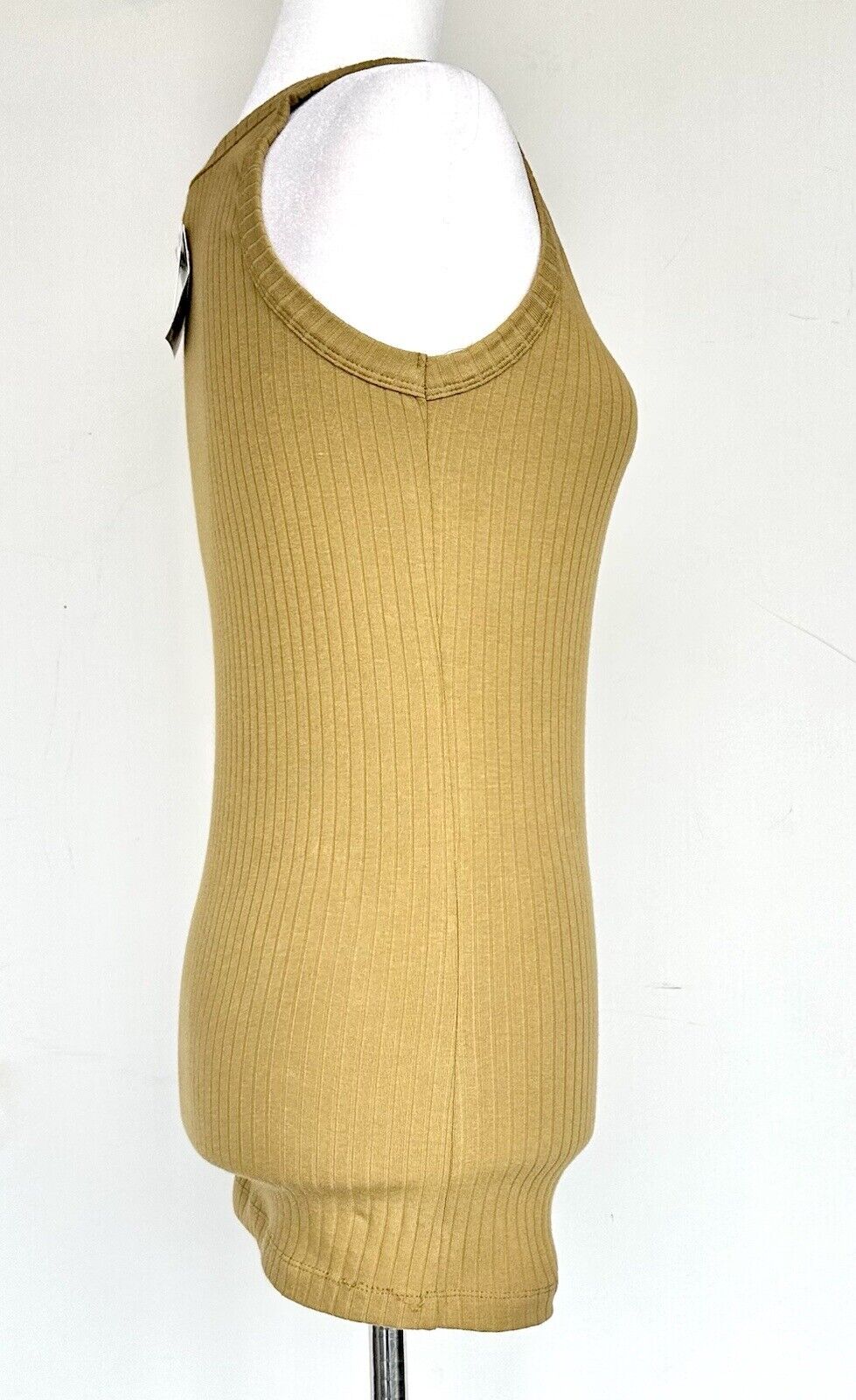 Kate Quinn Fennel Ribbed V Neck Tank Organic Cotton Retails $38 XS