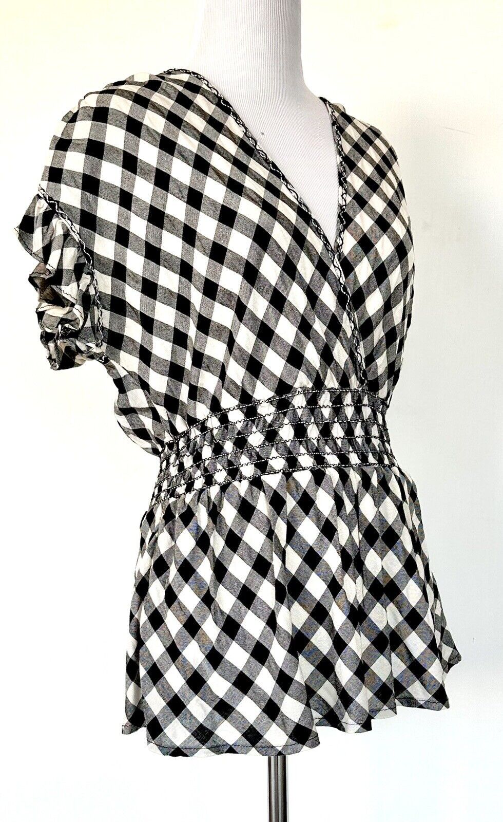 MAX STUDIO Black White Gingham Check Smocked Ruffle Top Retail $88 Price $44  XS