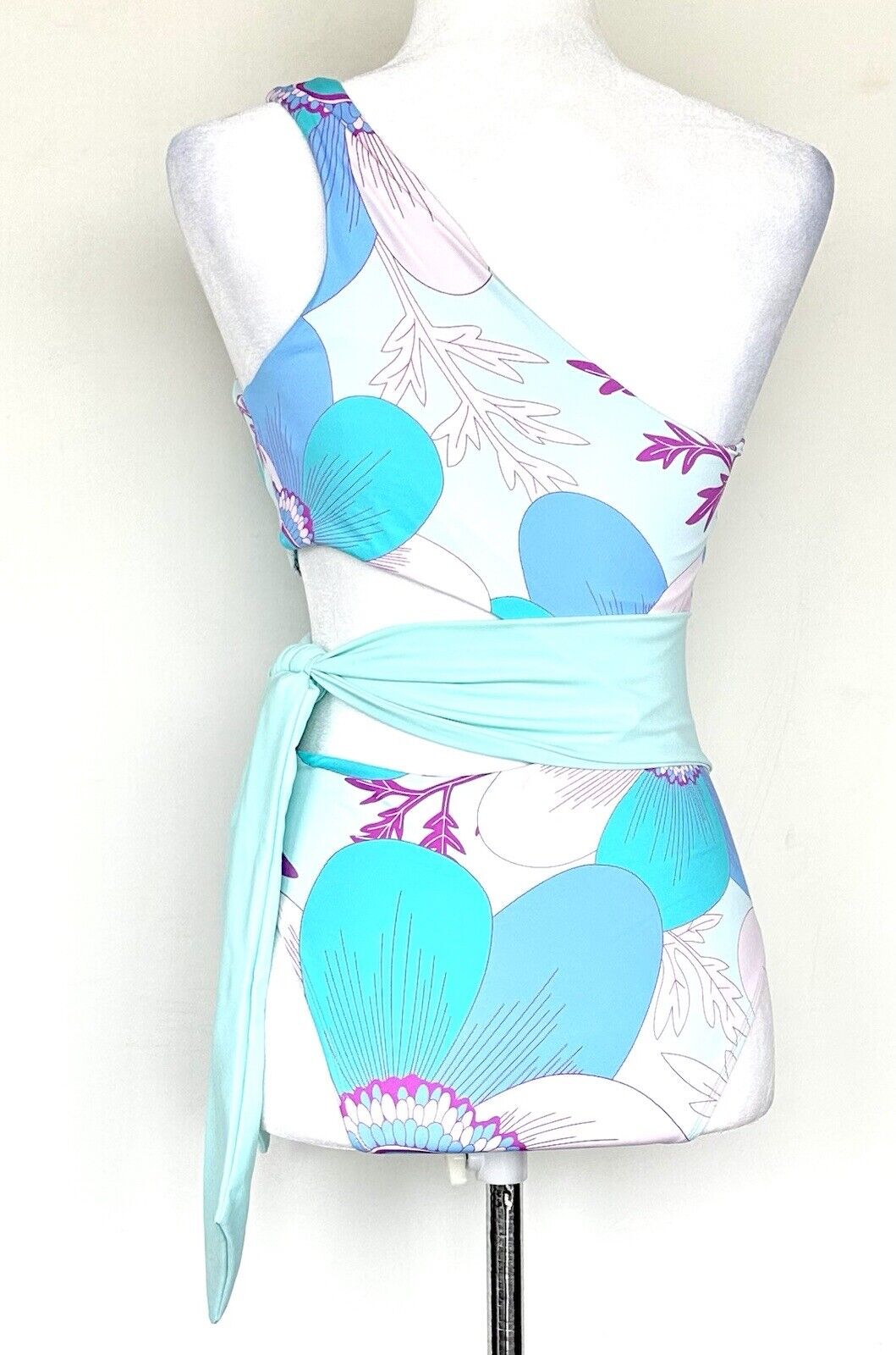 J Marie Mia Rae Cutout Swimsuit Retails $136 Size XS