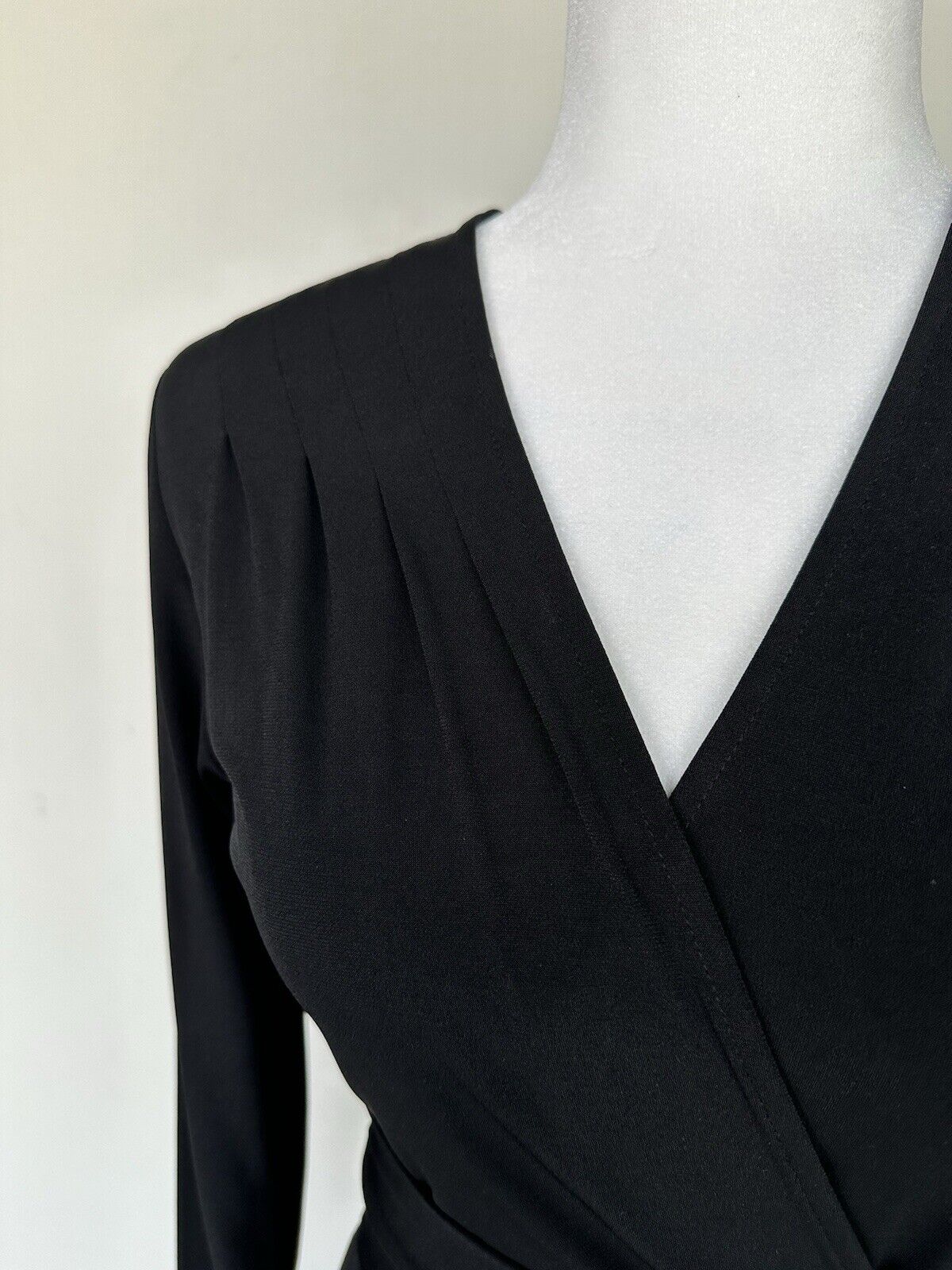 New York & Company Black Dress Metal Clasp Retails $56.95 Stretch XS NWT