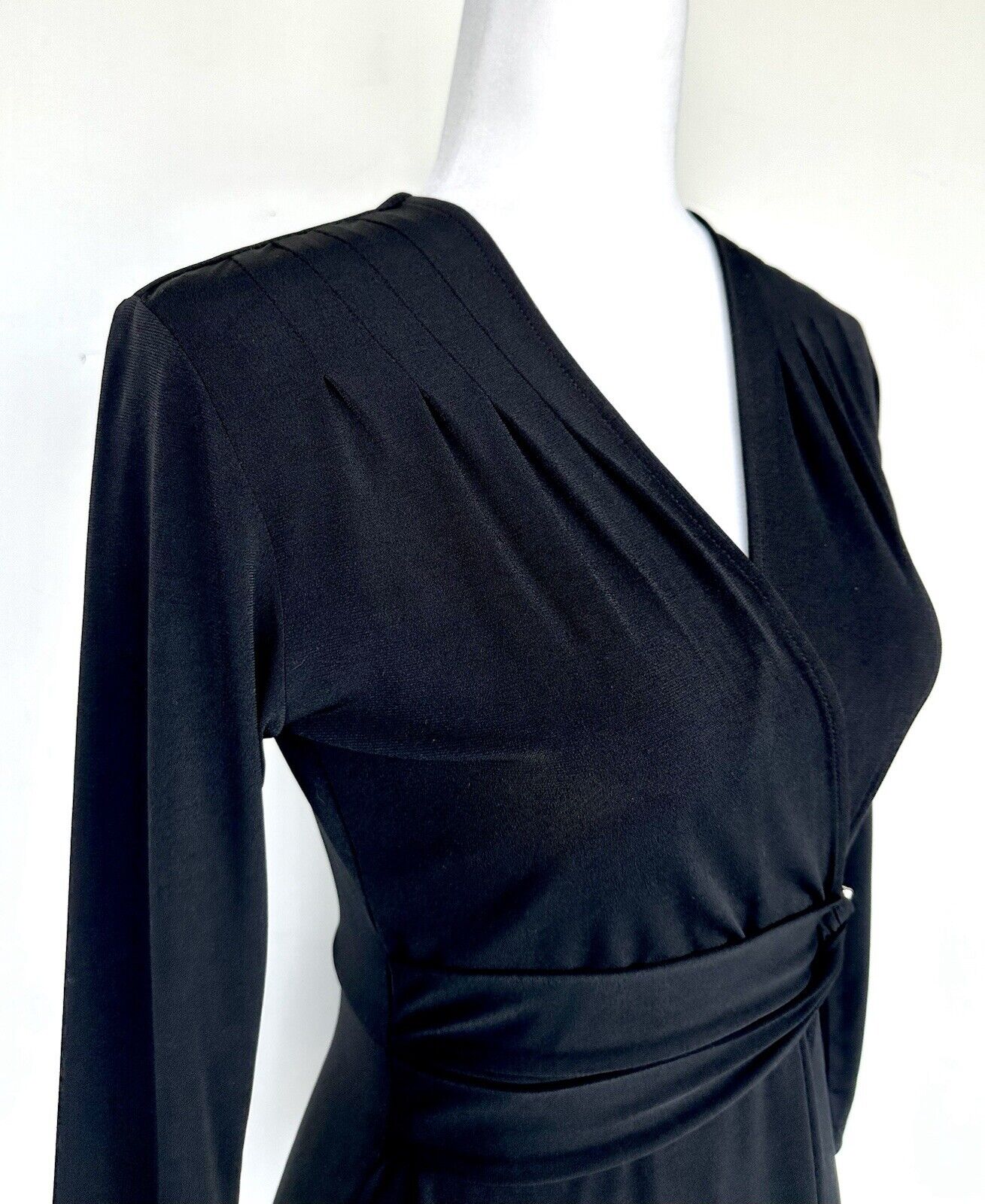 New York & Company Black Dress Metal Clasp Retails $56.95 Stretch XS NWT