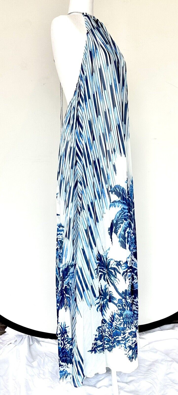 L’atiste By Amy Blue White Long Pleated Dress Halter Retail $105 Price $59 L