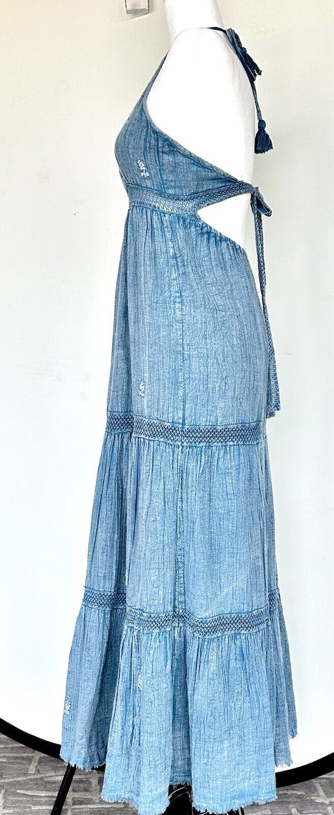 Raga Chambray Embroidered Halter Neck Midi Dress XS New With Tags Retail $98