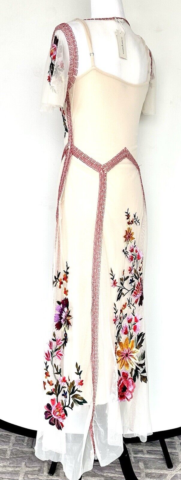 Sundance Garden Soirée Dress Embroidered Mesh Top Layer Retail $268 Champagne XS
