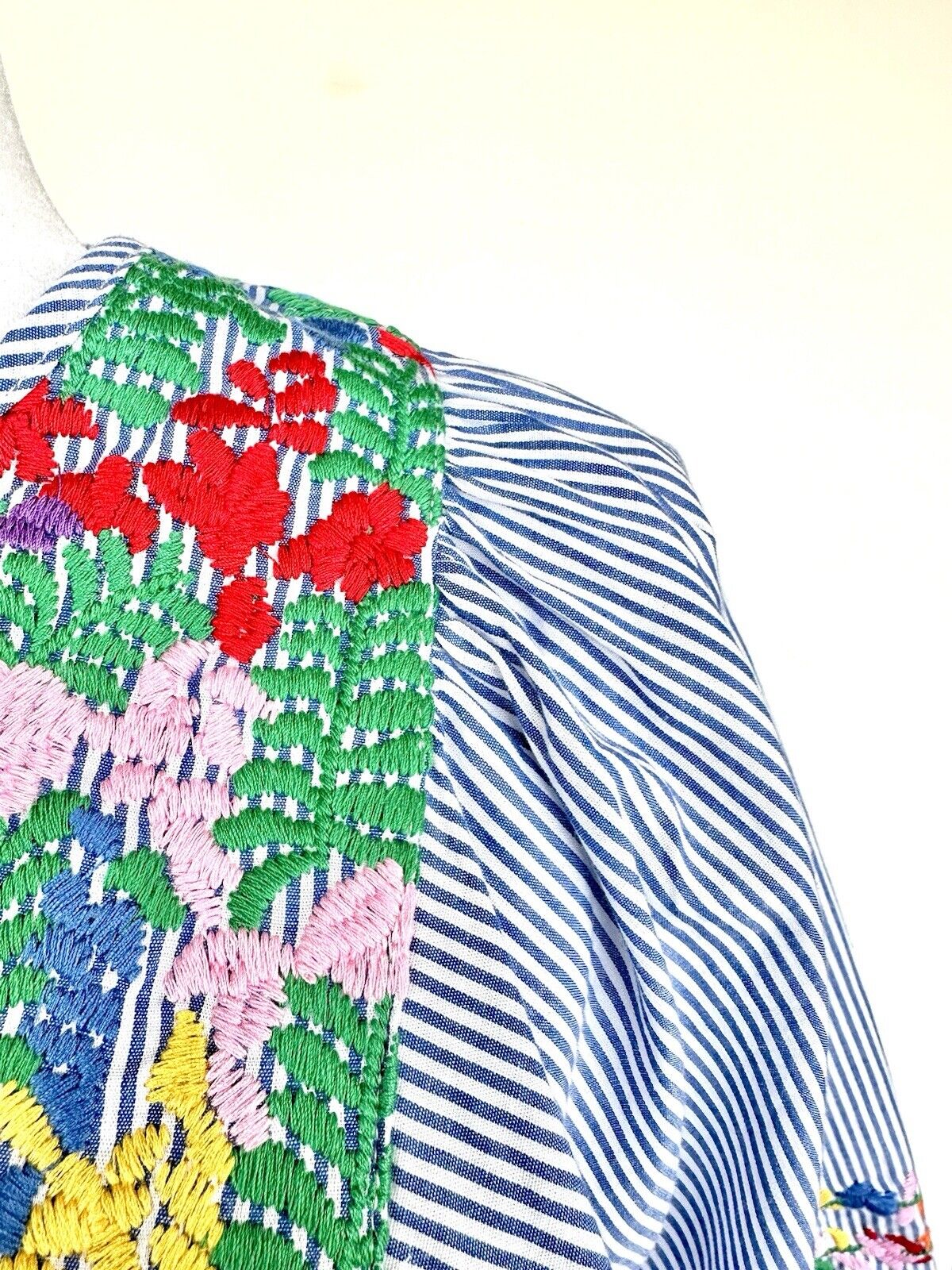 J Marie embroidered Tristan Top XS NWT Striped Blue Puff Sleeve Retails $146