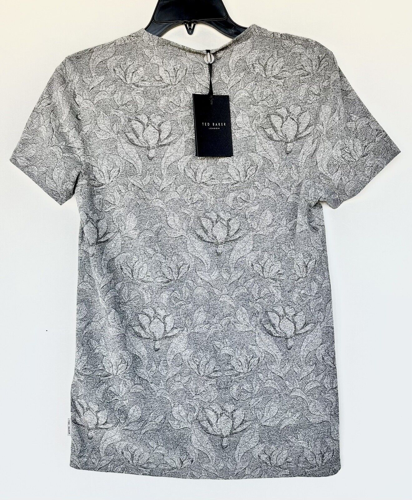 Ted Baker Grey Floral Print Tee Retails $89 Price $49 NWT XS Size 1 Men’s