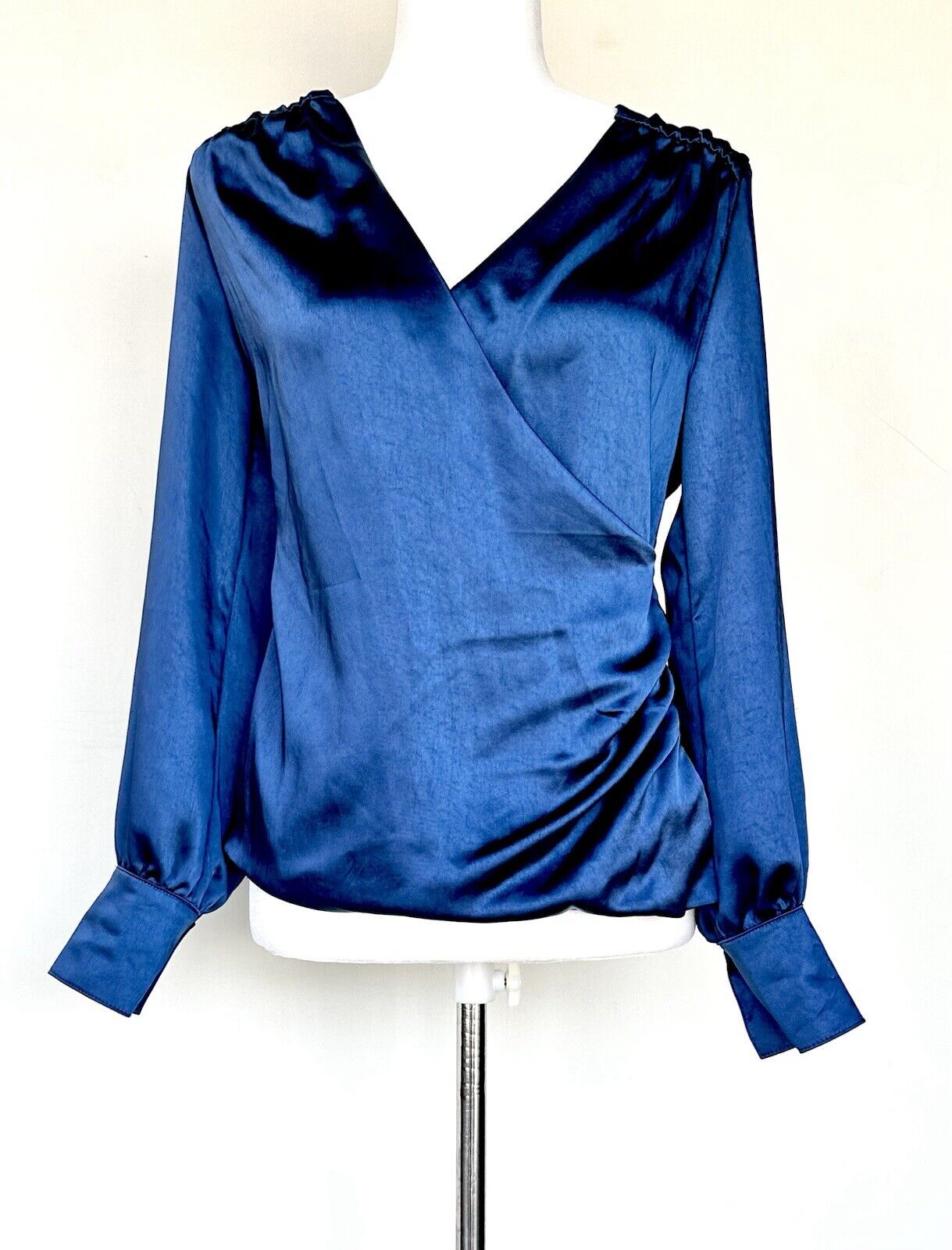 Kut From The Kloth Satin Blue Long Sleeve Pleated Blouse Retail $90 XS