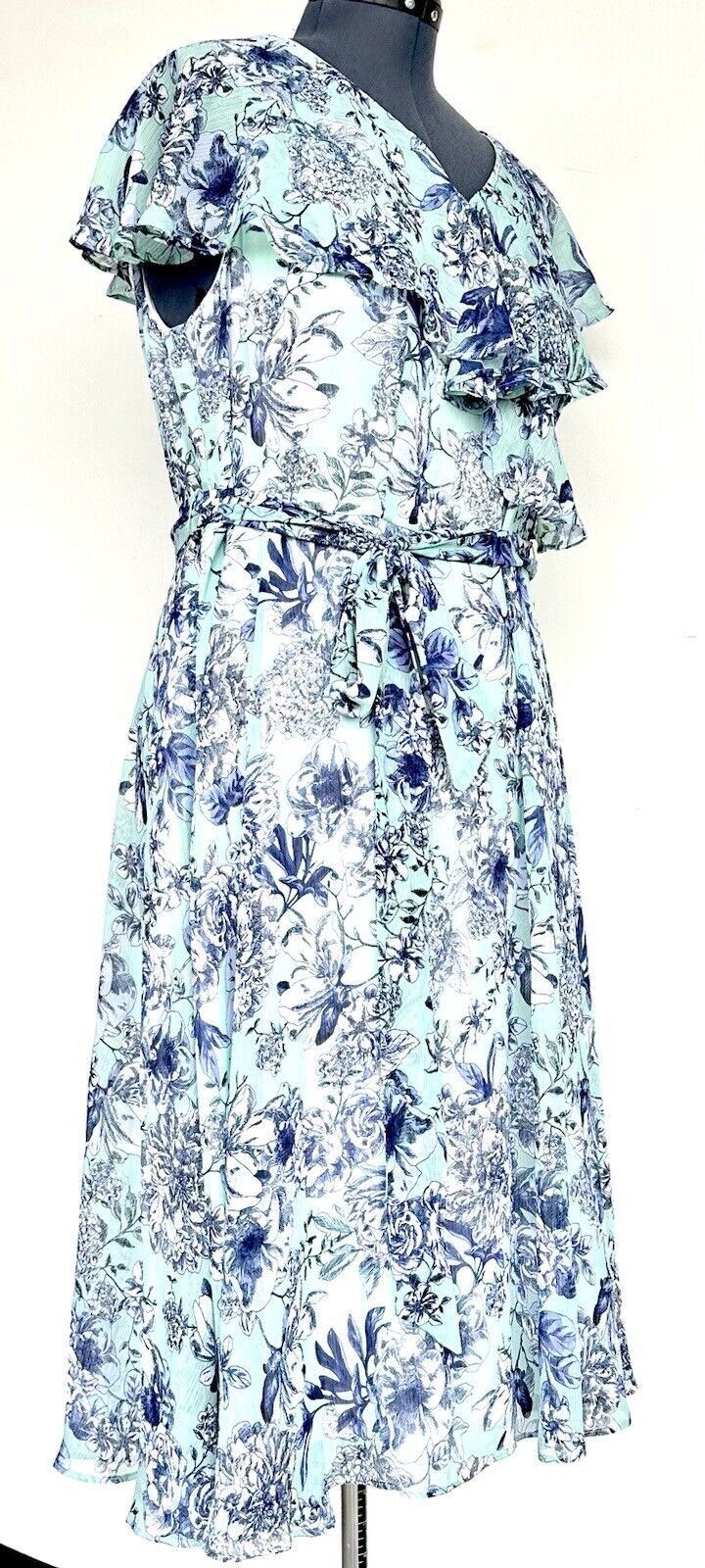 Tommy Hilfiger Aqua & Blue Floral Chiffon Midi Dress Retails $139 18W NWT