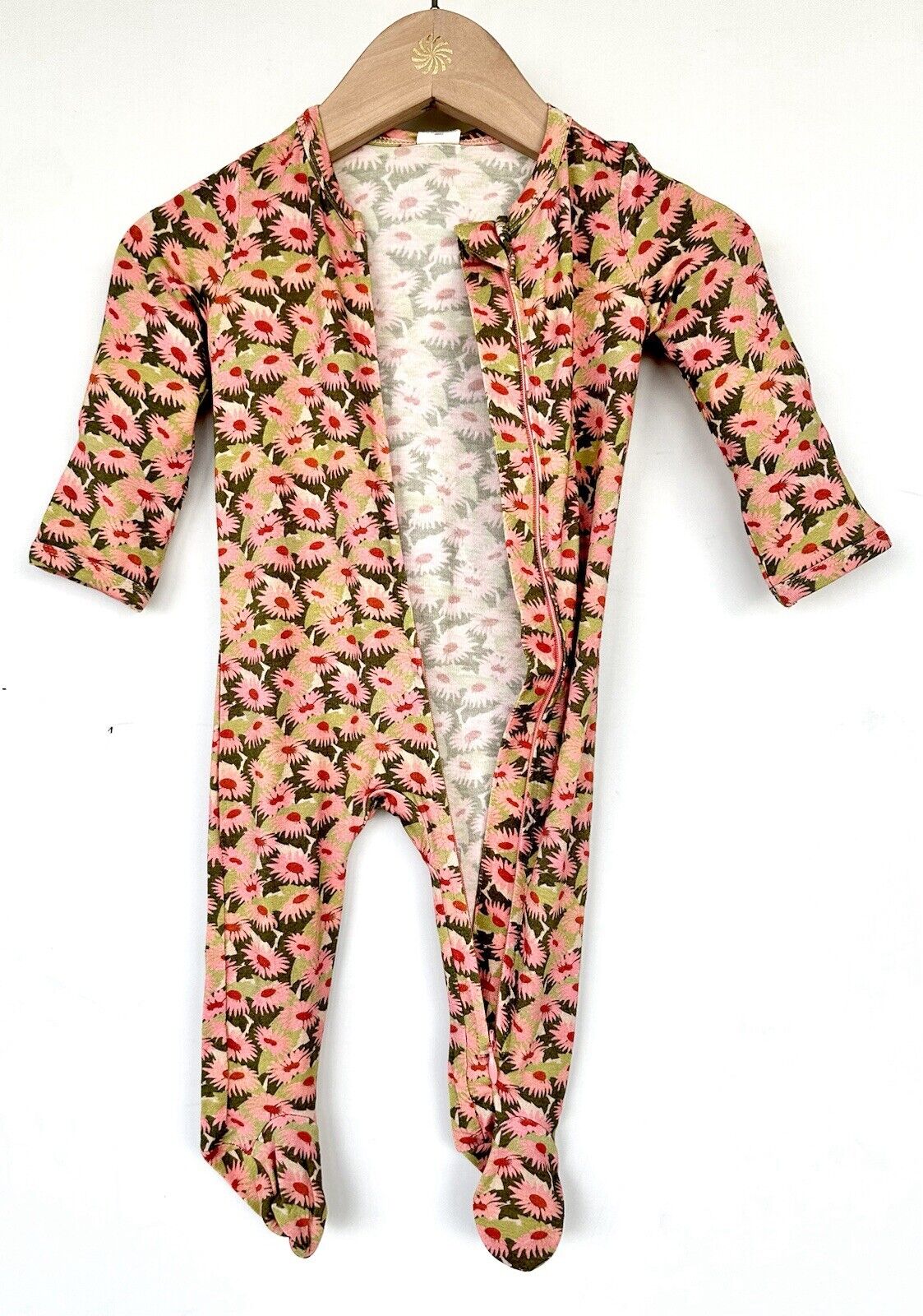Kate Quinn Daisy LS Zipper Footie newborn Size. Soft Viscose From Bamboo