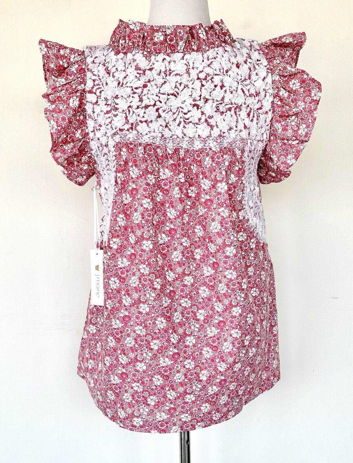 NWT J Marie embroidered Savannah Top size XS Retail $118 Price $59 ￼