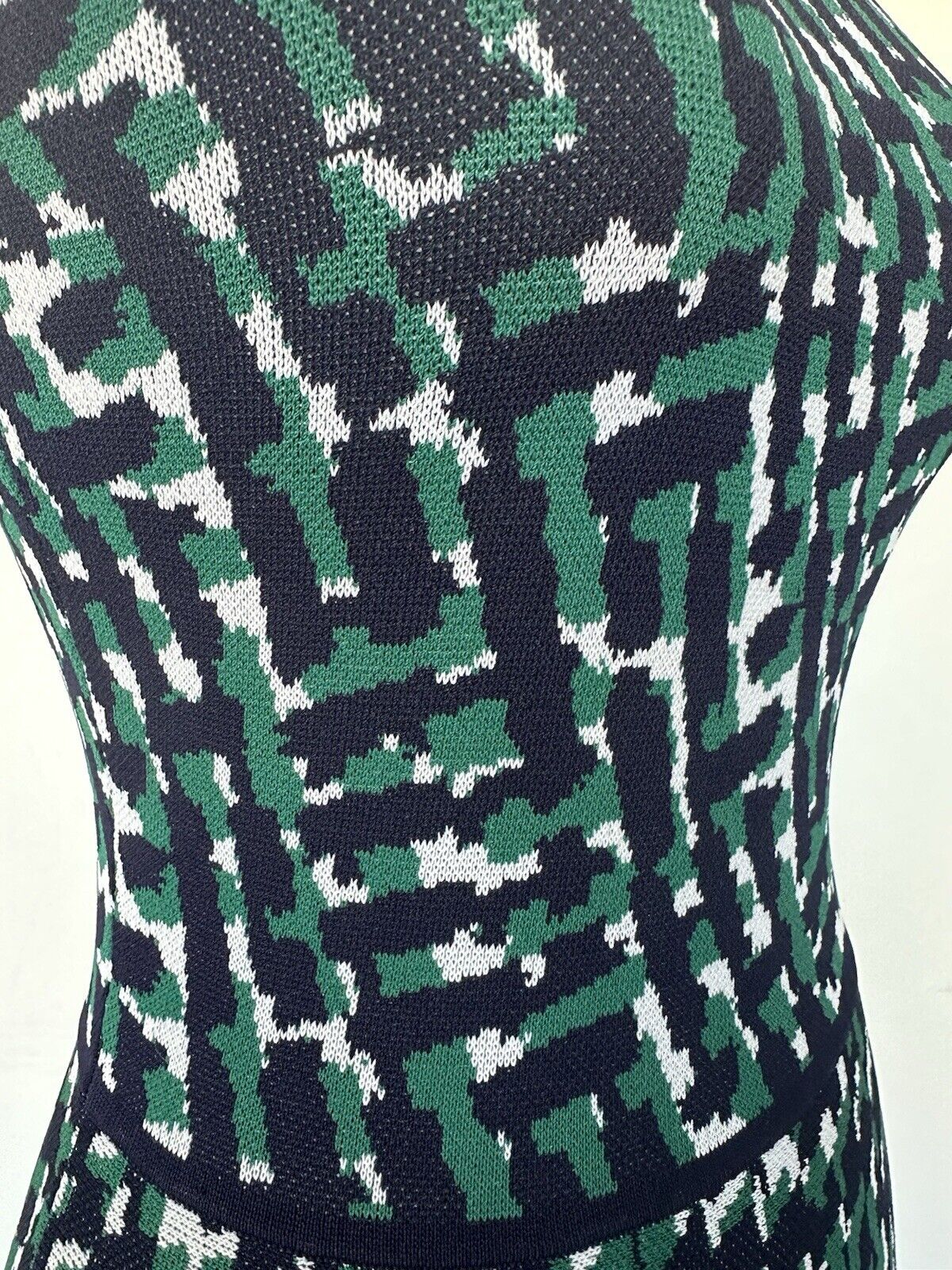 Eliza J Navy And Green Stretch Sleeveless Fit And Flare Dress Retail $169 XS