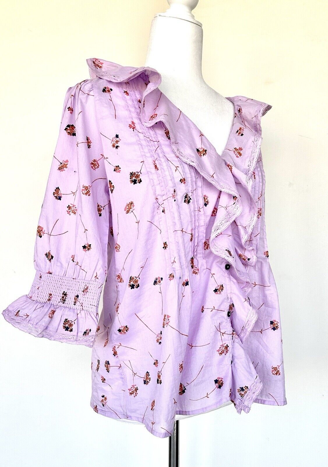 Sundance Beatrice Ruffle Blouse Lavender Retails $108 NWT