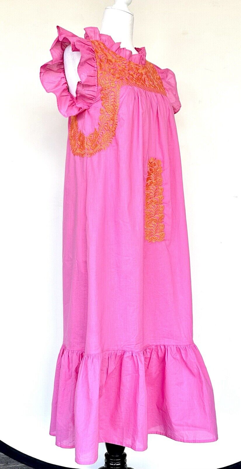 J Marie embroidered Roxy MIDI Dress size M Retail $158 Pink Orange NWT