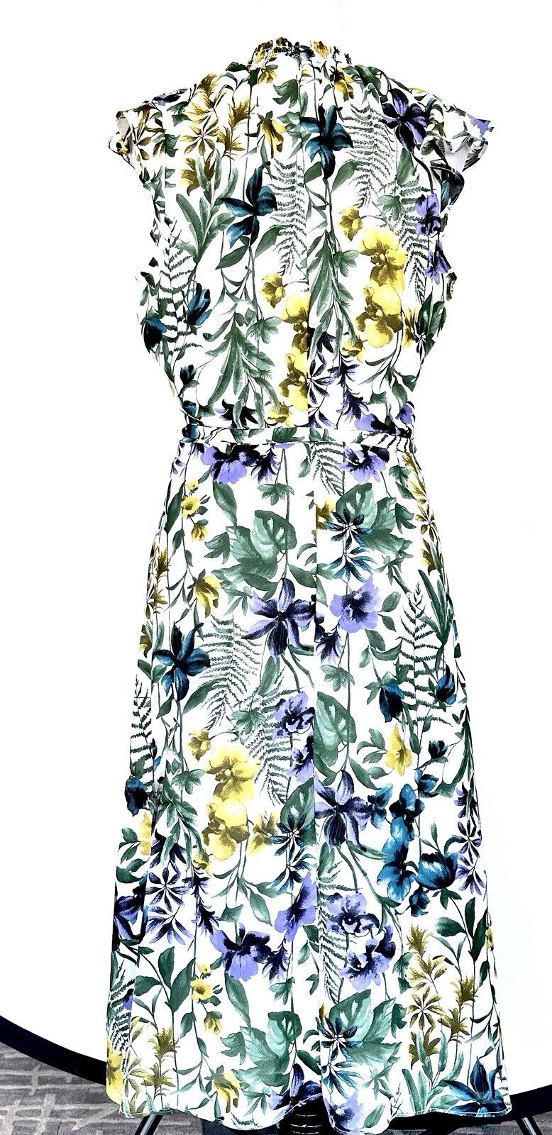 Nina Leonard Floral Flutter Sleeve Dress Size L Smocked Neck Retails $69 NWT