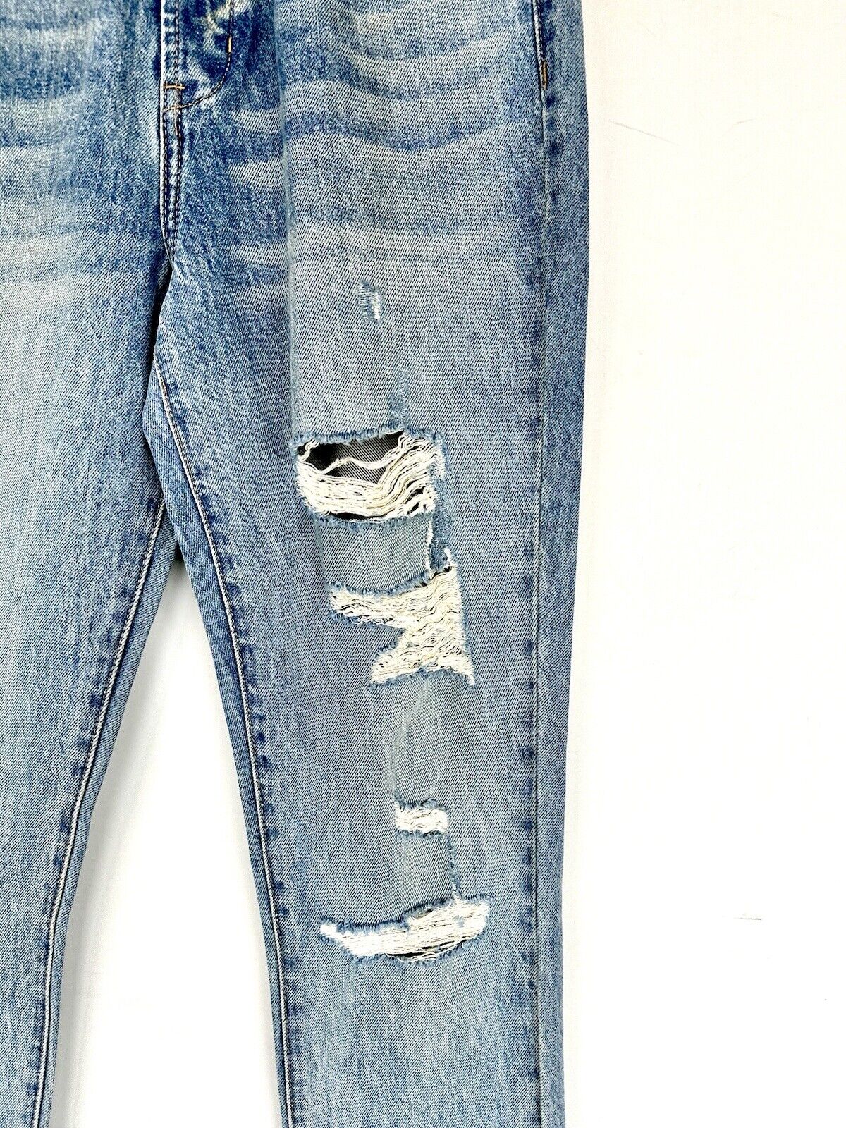 Blanknyc The Cooper Jeans Slim Straight Size 25 Button Fly Distressed Retail $88