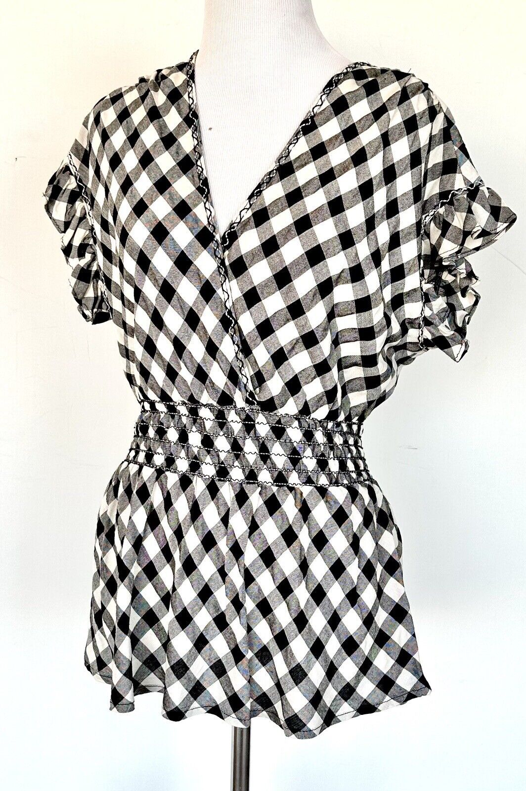 MAX STUDIO Black White Gingham Check Smocked Ruffle Top Retail $88 Price $44  XS