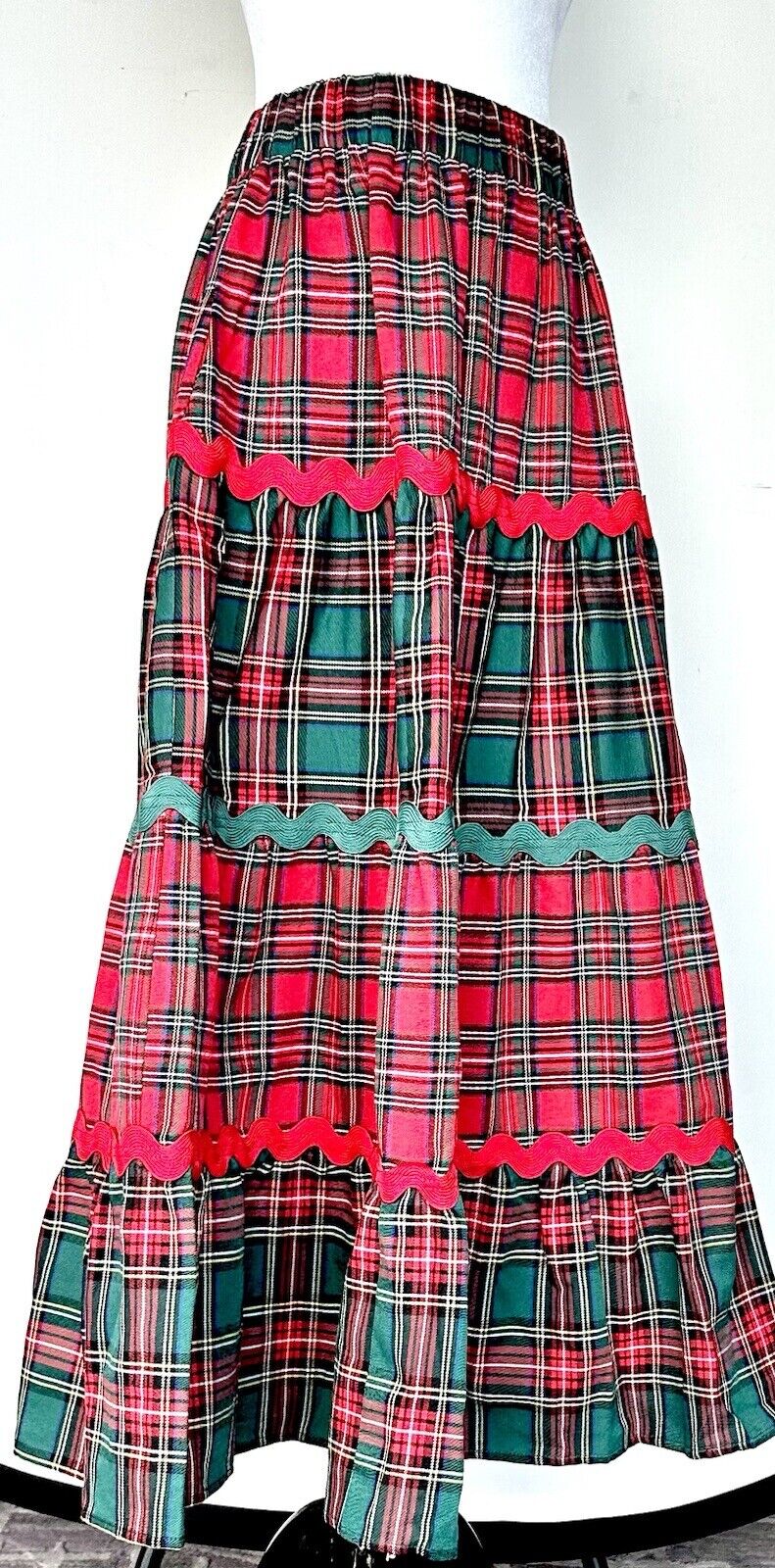 Aura Tartan Plaid Midi Skirt Ric Rac Detail Retails $84 XS