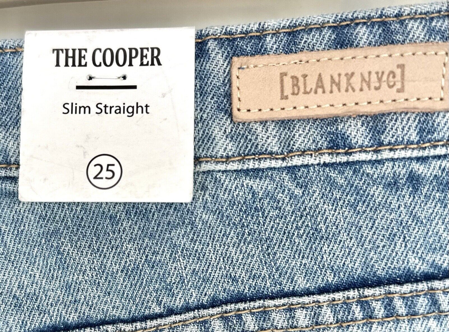 Blanknyc The Cooper Jeans Slim Straight Size 25 Button Fly Distressed Retail $88