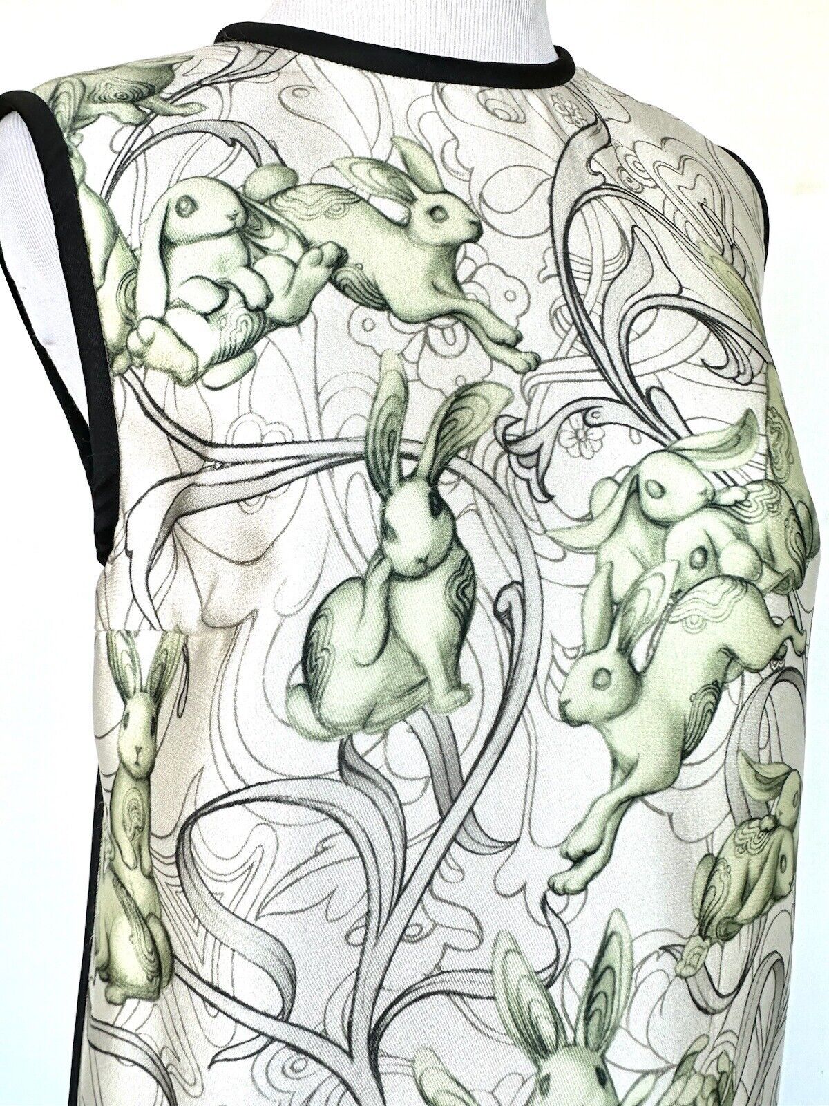 Prada Dress. NWT Size Italian 42 US 4 ( M) Retails $2340 Price $665