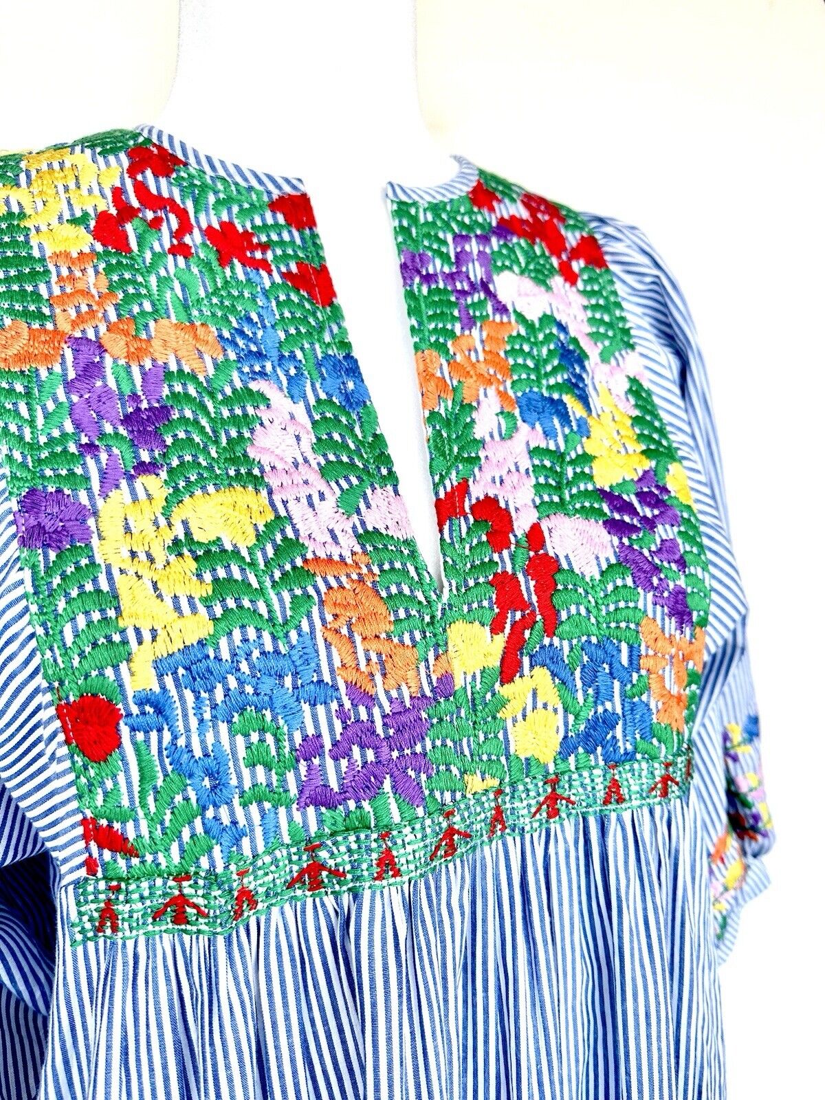 J Marie embroidered Tristan MIDI Dress size M Retail $180 Stripe 3/4 Sleeve NWT