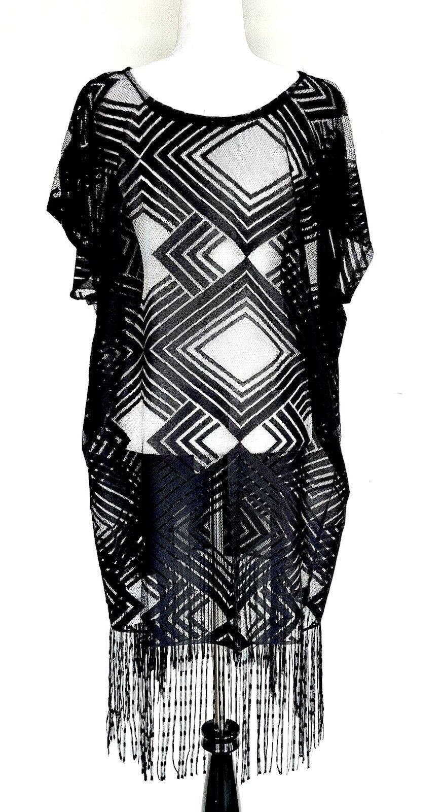 Kendall & James Sheer Net Lace Coverup Black Diamond Design One Size $32