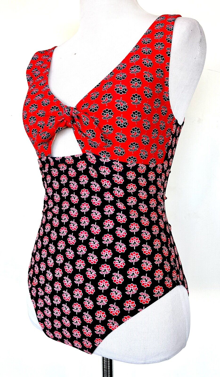 J Crew Women's Cutout Bow Floral Swimsuit Retail $98 NWT Red Navy