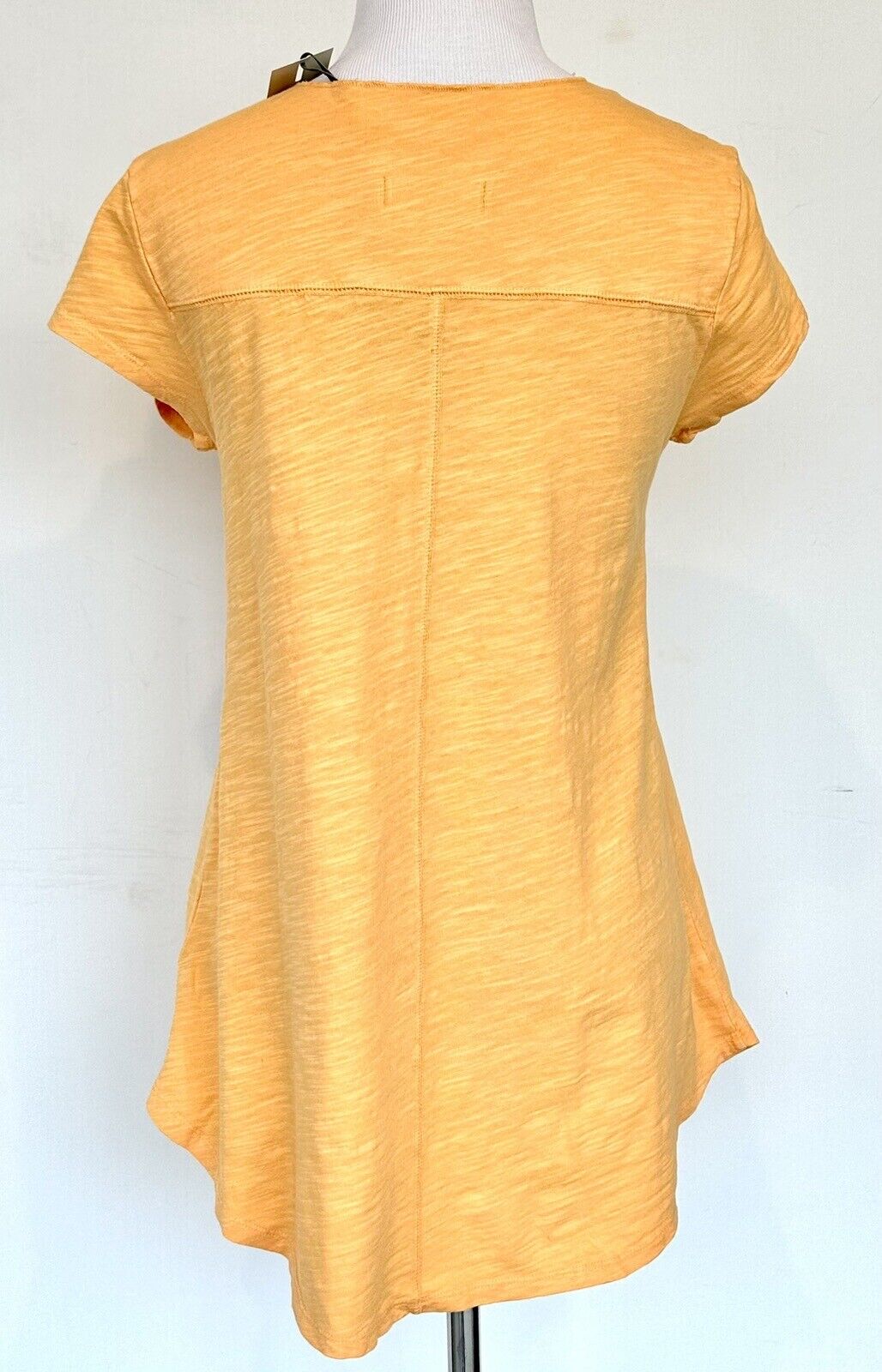 NWT Sundance Catalog Saffron Short Sleeve Everyday Essential Tee XS Retail $58