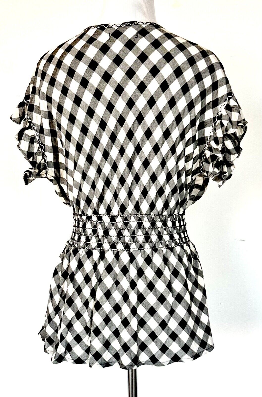 MAX STUDIO Black White Gingham Check Smocked Ruffle Top Retail $88 Price $44  XS
