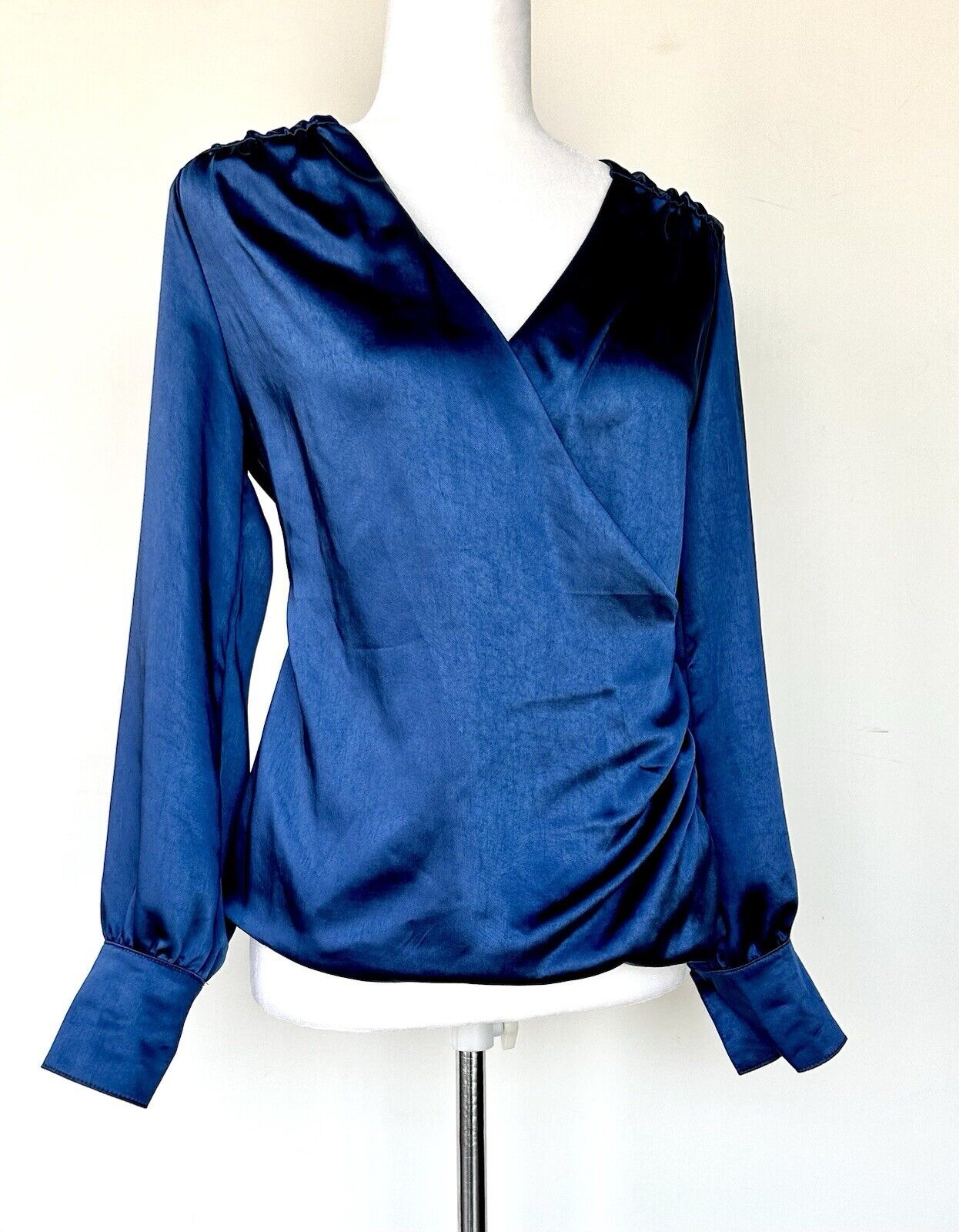 Kut From The Kloth Satin Blue Long Sleeve Pleated Blouse Retail $90 XS