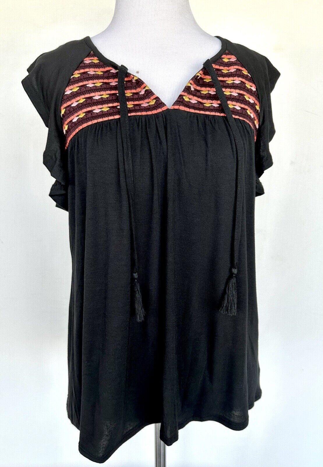 Sanctuary Embroidered Top NWT Retail $59 Price $39 XS Anthropologie Black