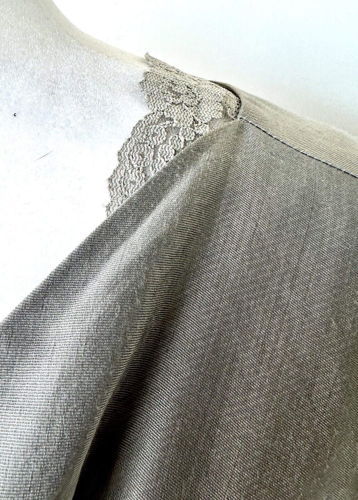 Mad Men Banana Republic Gray Vintage Style Dress 2 Retail $150 Lace Detail NWT