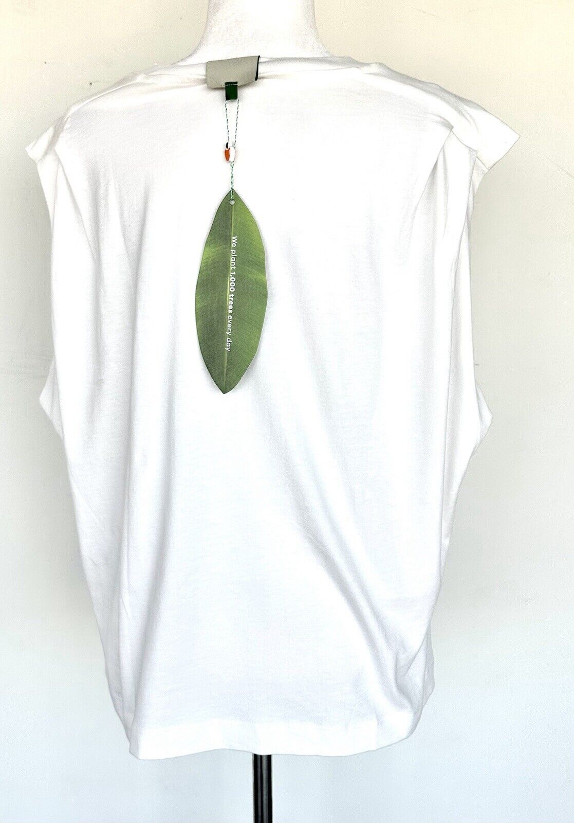 Farm Rio Parrot Palm Leaf Top Pleated Shoulder Retails $80 NEW Small
