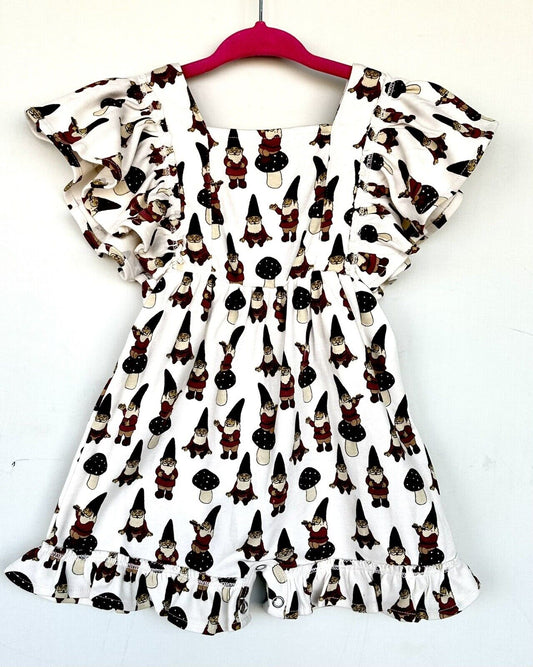 Kate Quinn Ruffle Strap Shortie Romper Gnome Retail $38 6-12 M Adjustable Strap