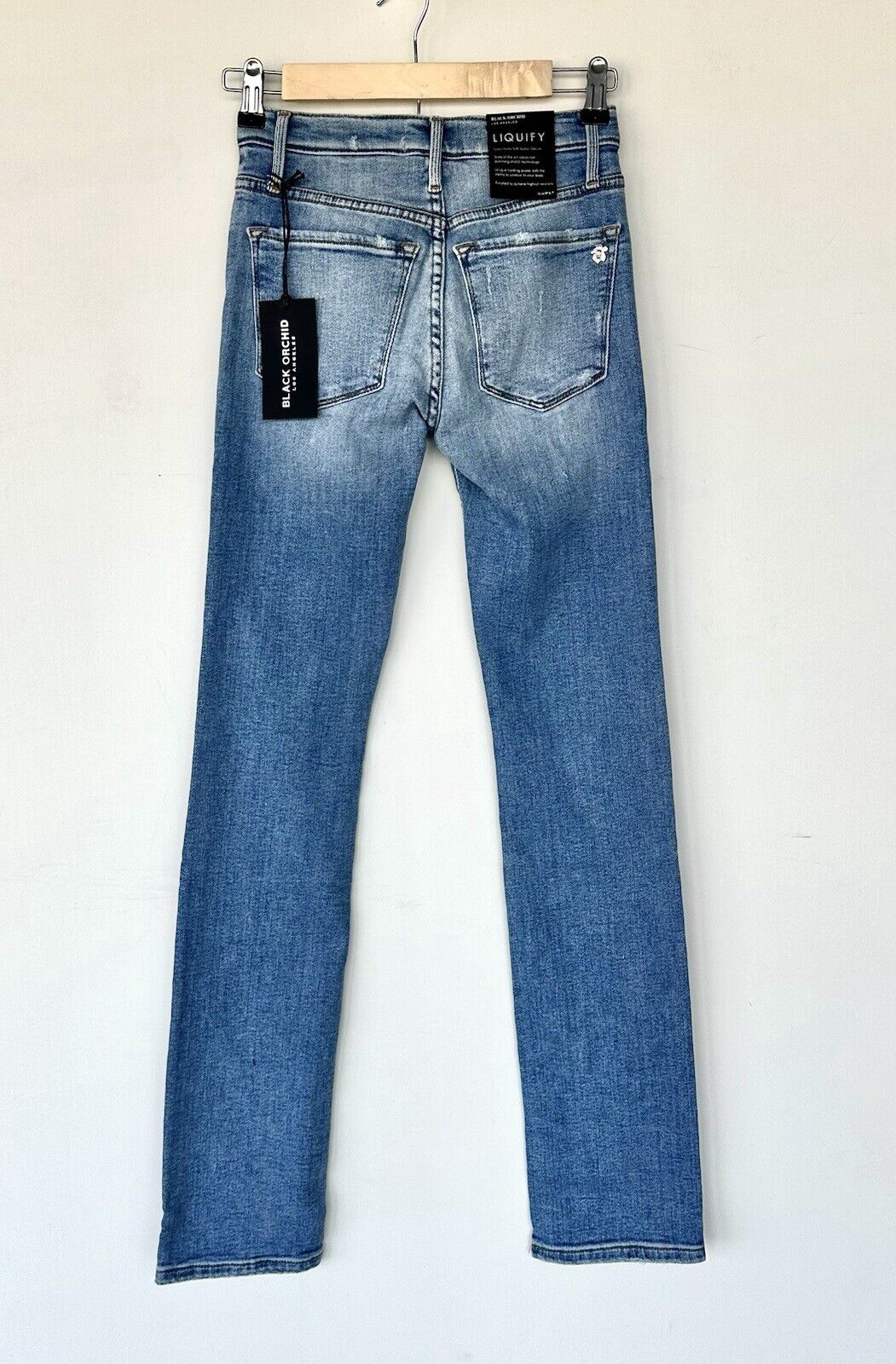 Black Orchid Gigi high rise straight jeans Retails $225 Liquify Soft Stretch 24