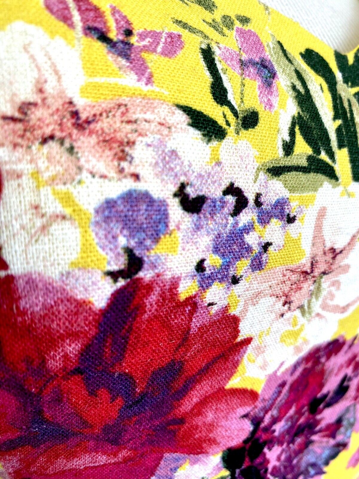 Taylor Yellow Floral Linen Mix Dress. NWT Size 2 Retail $138  Price $75