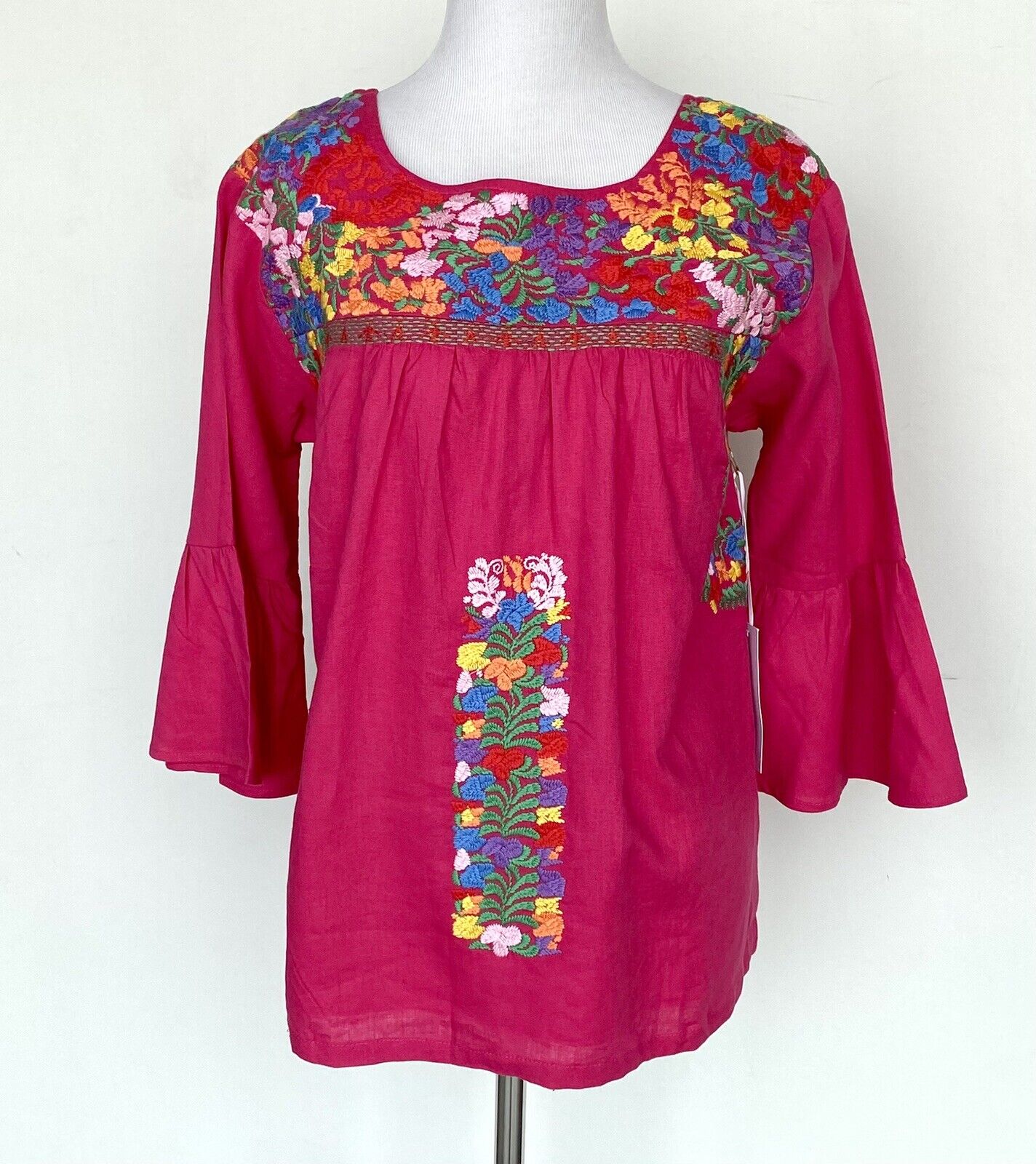J Marie embroidered Rosa Pink Top bell sleeve XSmall Retail $92 Price $46 NWT