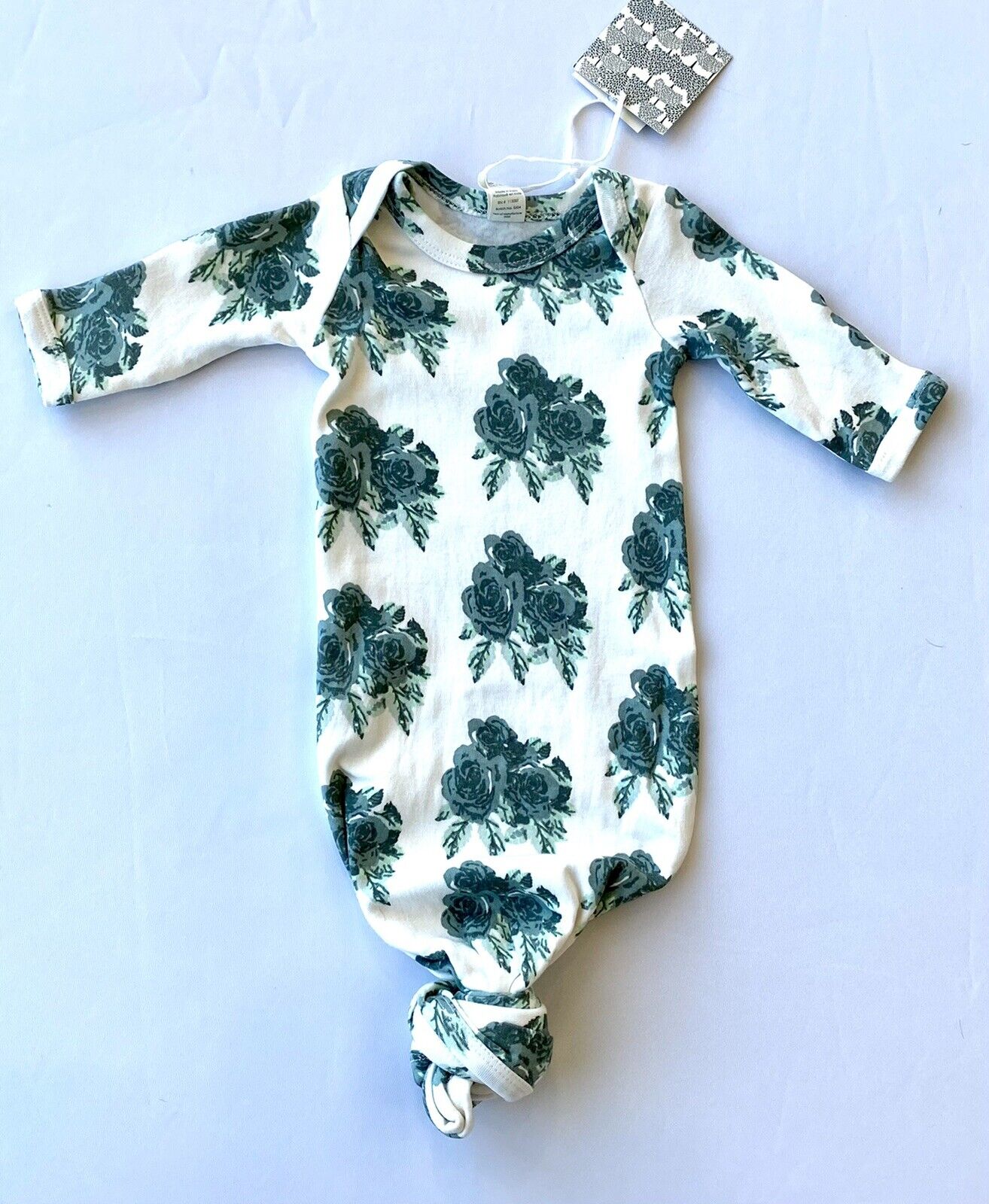 Kate Quinn 100% Organic Cotton Knotted Gown Retail $38 Price $28 0-3 M Roses