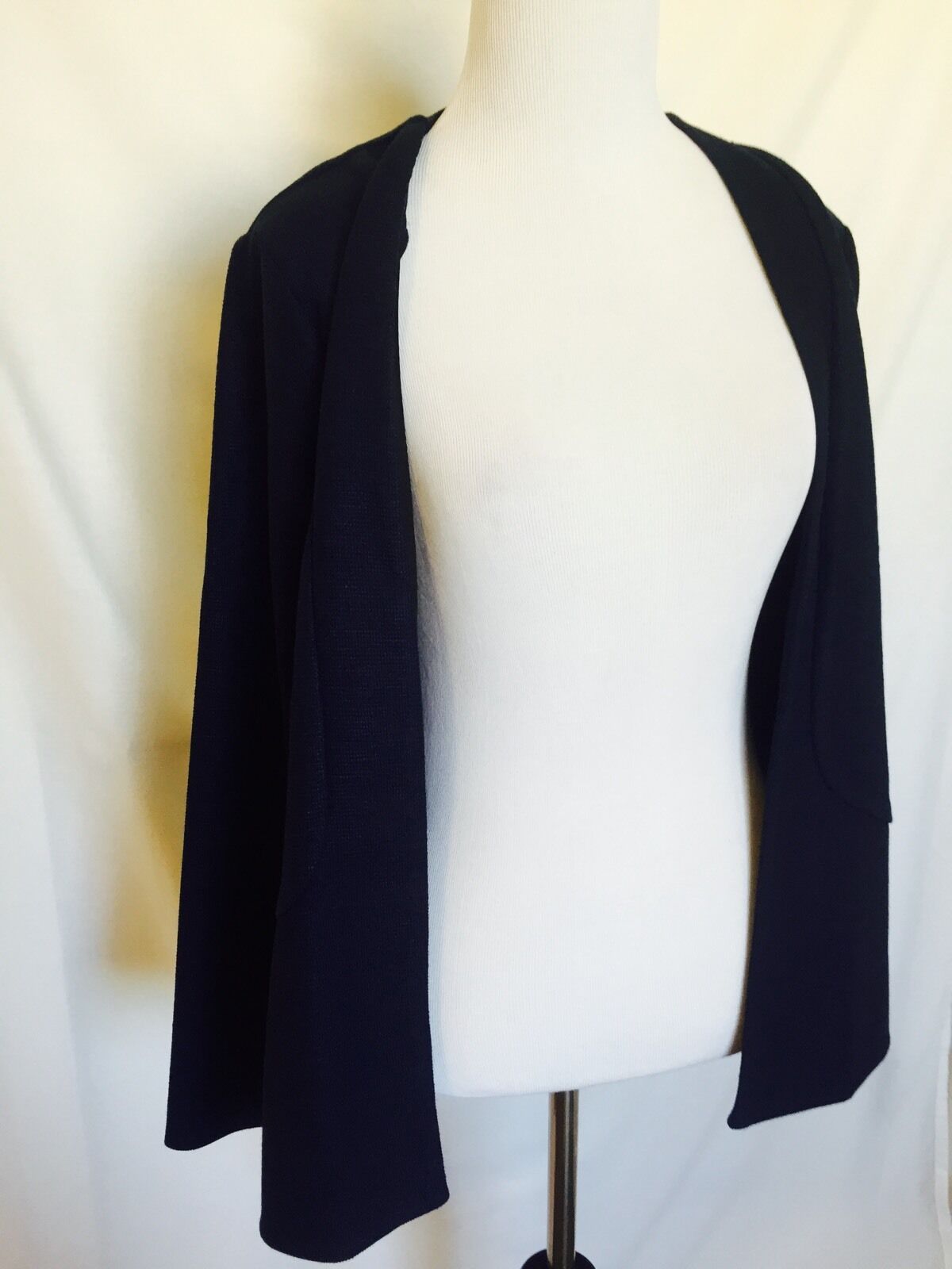 TAVI Navy Blue Open Formal Or Casual Jacket Woven Fabric NWOT SIZE S. $26