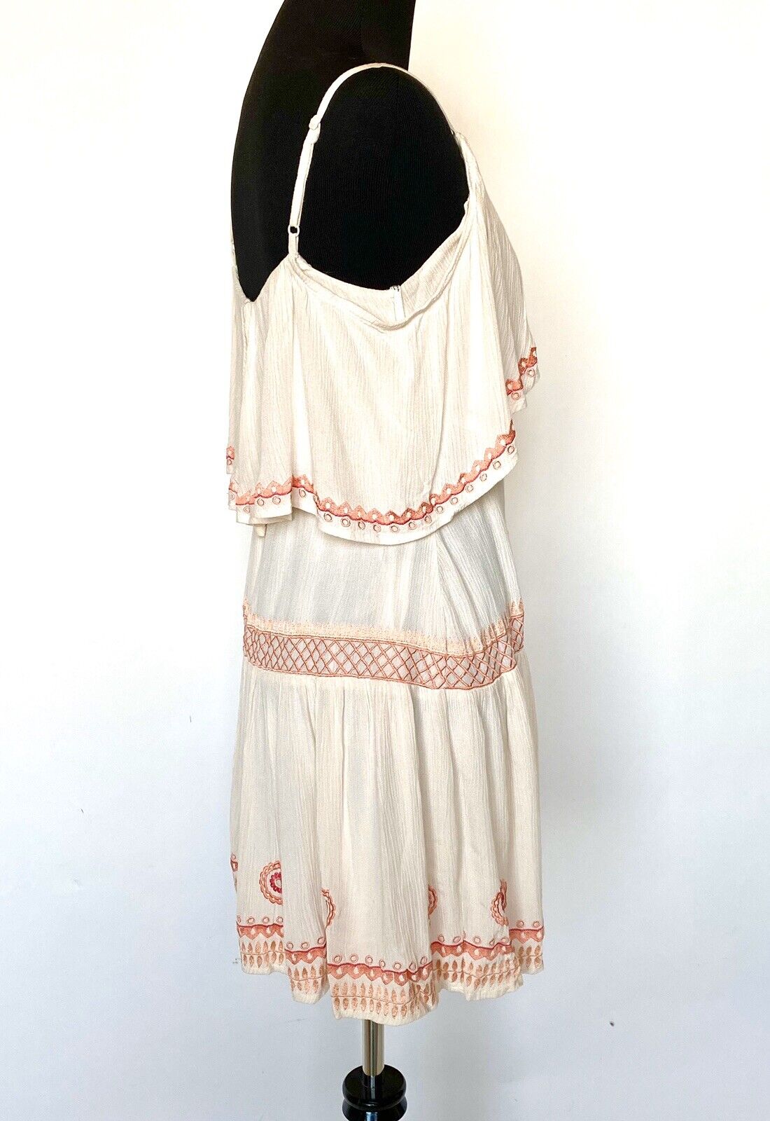 Anthropologie Rahi Cali Boho Embroider Ivory  Dress Retail $108 Price $29 M NWT