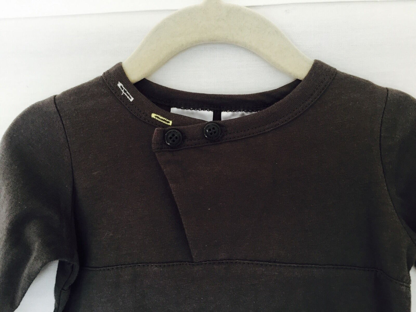 Kardashian Kids Boys Long Sleeve Top. NWT 3 Month Olive Green / Gray