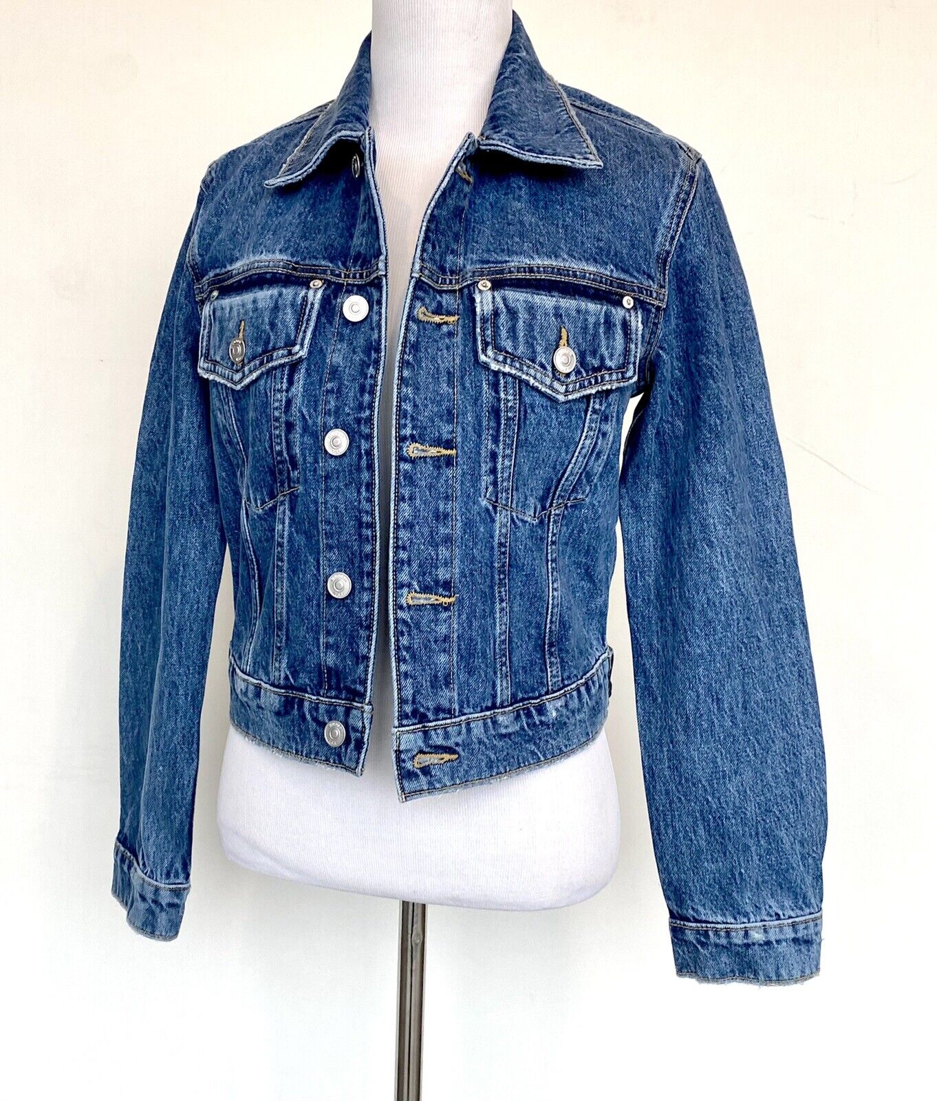 Hudson Moonstruck Cropped Jean Jacket XS Denim Distressed Retail $175 Price $69