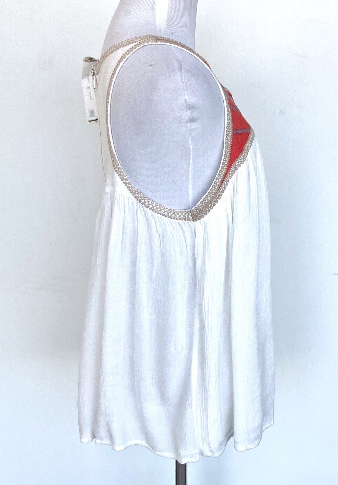 Willow & Clay embroidered Lined Swing top Retails $55 Price $35 Small