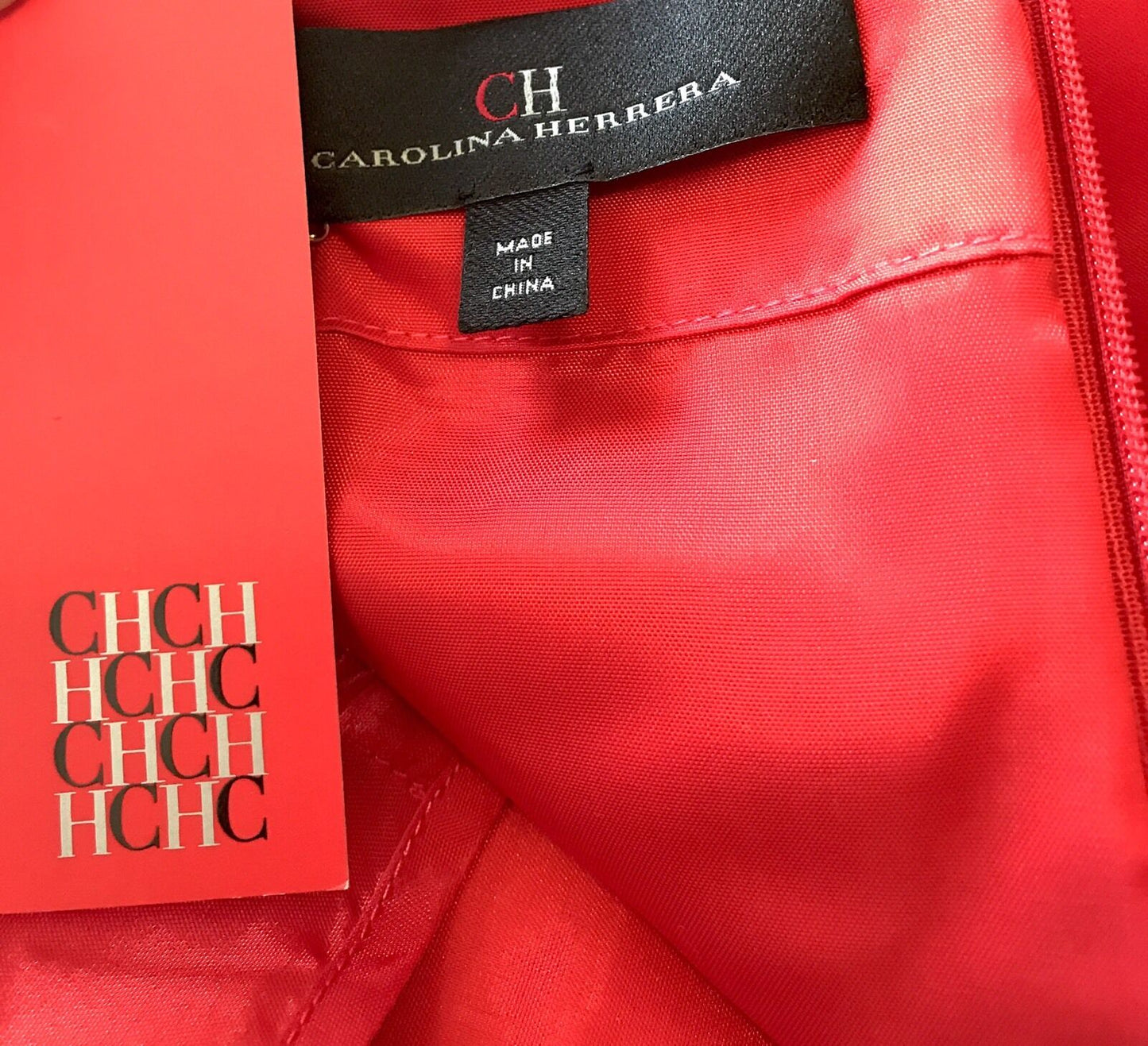 Carolina Herrera Red Silk Formal Dress. Retails $1000 NWT Price $398 Size 2
