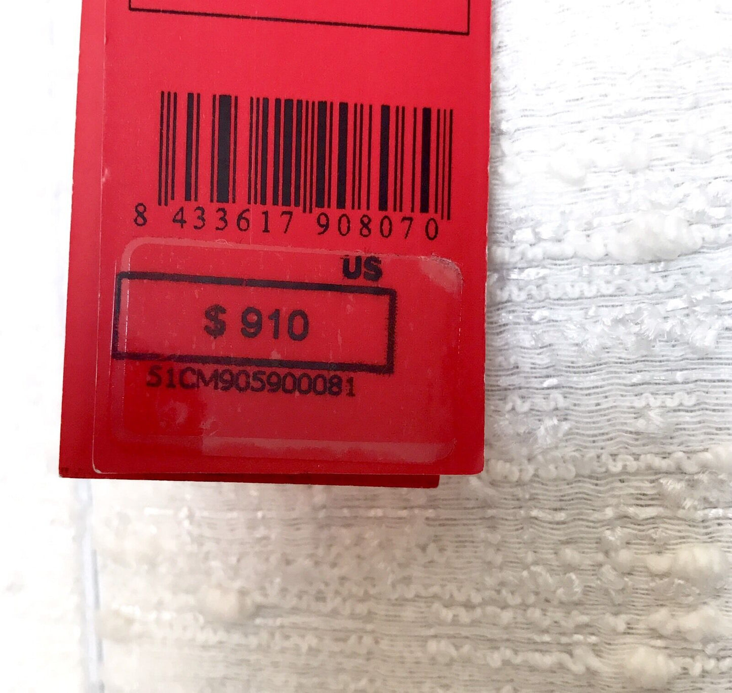 Carolina Herrera White  Formal Dress. Retails $910 NWT Price $395 Size 0