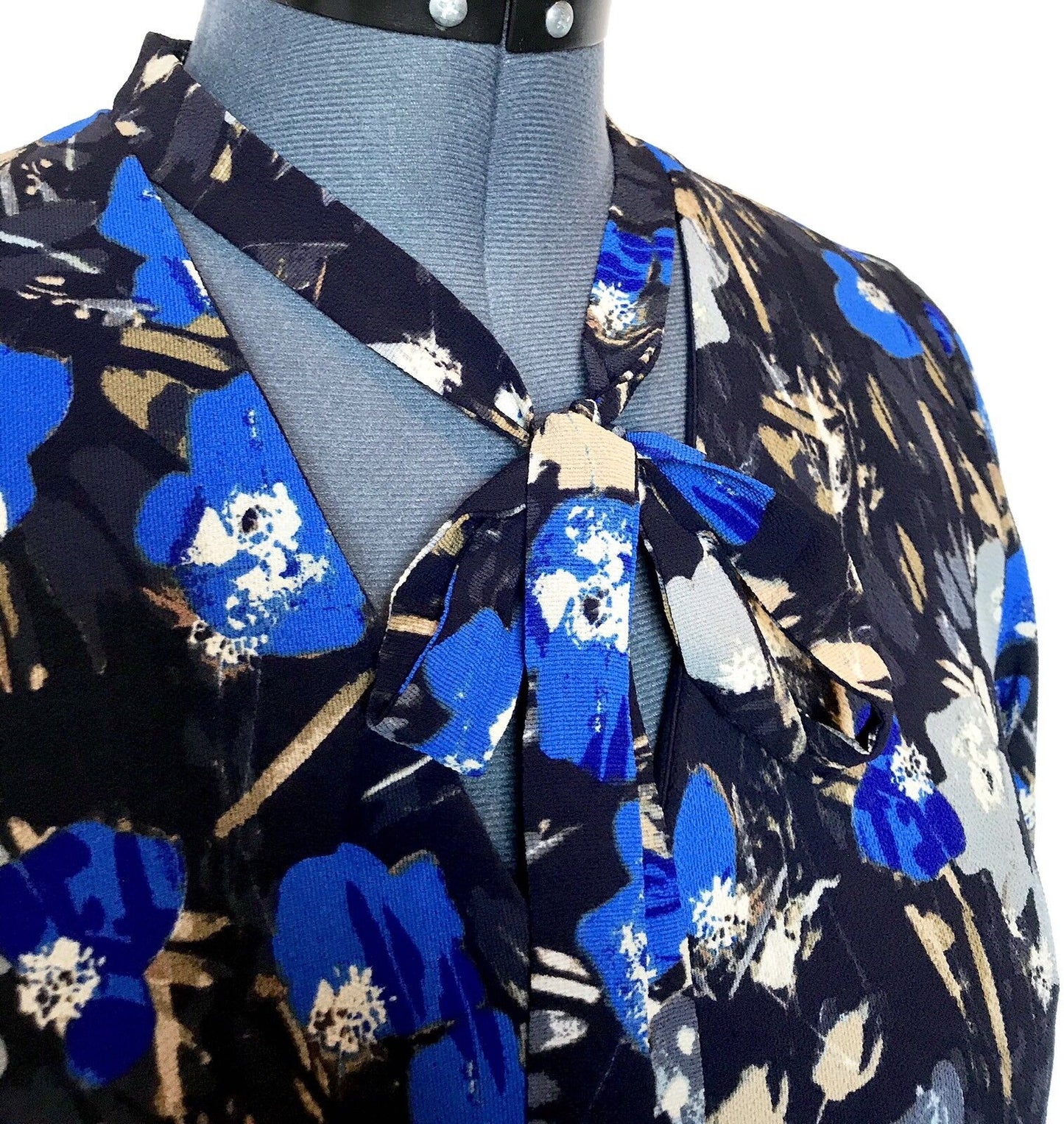 Maggy London Blue & Black Tie Neck Dress. NWT Retail $148 Price $68 Size 10