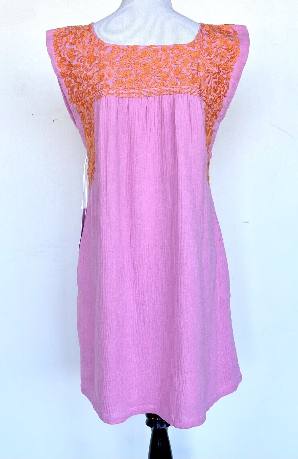 J Marie embroidered Rory Dress size XS Retail $116 Price $65 Cotton pink orange