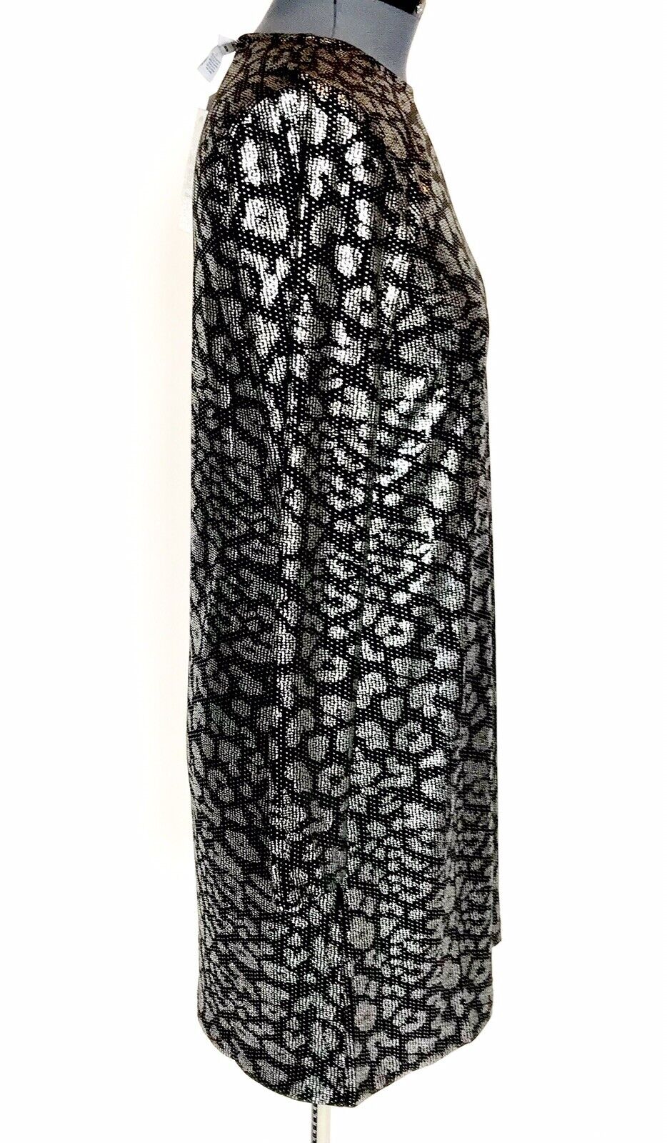 Carmen Marc Valvo Silver & Black Stretch Dress.Retail $88  Price $44 Size L NWT